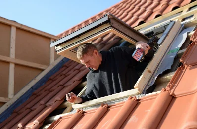 Pose de fenêtres de toit Velux à Chatelay